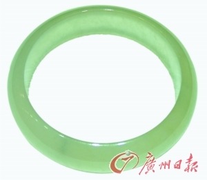 广东女孩金手镯投资，八年三倍回报的奇迹