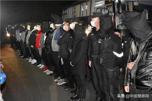 香港资料大全正版资料2024年免费	四川警方发布无名尸体认领公告,数据分析驱动决策_轻量版44.51.81