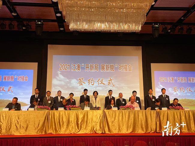 今晚澳门特马开的什么号码2024	最新根艺作品展,全面设计解析策略_挑战款30.13.20