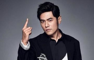 周杰伦演唱会见证特殊生命庆典，歌迷场外新生儿诞生记