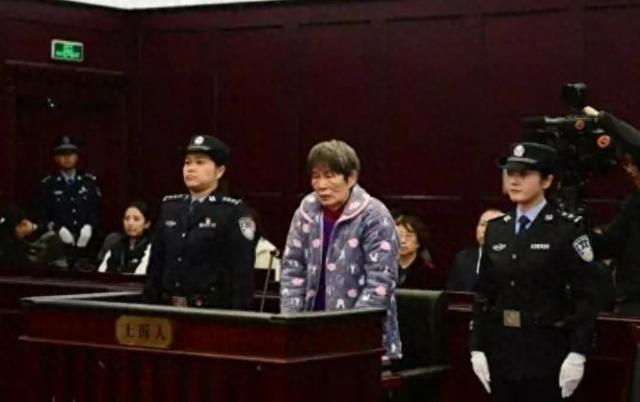 余华英拐卖儿童案今日宣判，背后温馨日常与朋友情感纽带传递爱与陪伴的力量