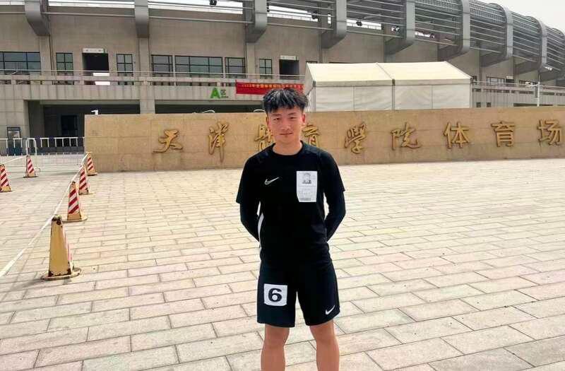 今晚澳门特马开的什么	新疆足球少年走红网络：努力踢职业