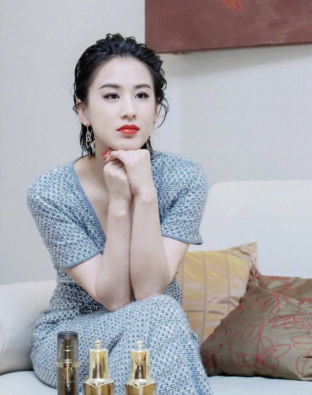 黄圣依不知道自己有没有个人财产