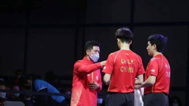国乒男双亚锦赛失利，全面审视与深度思考，男双无缘四强引发关注热议。