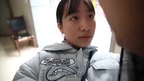 新婚夫妇酒店遭遇偷拍录音，奇遇小巷酒店秘闻