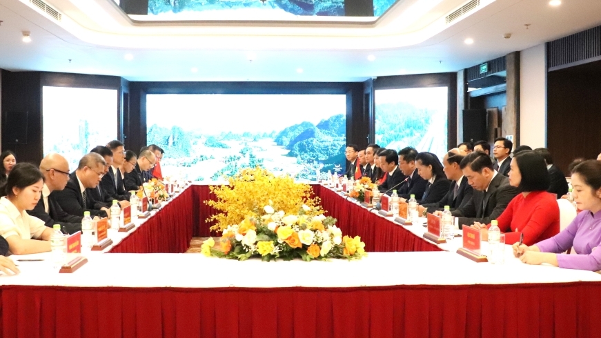 中越签署多领域合作协议，开启双边关系新篇章