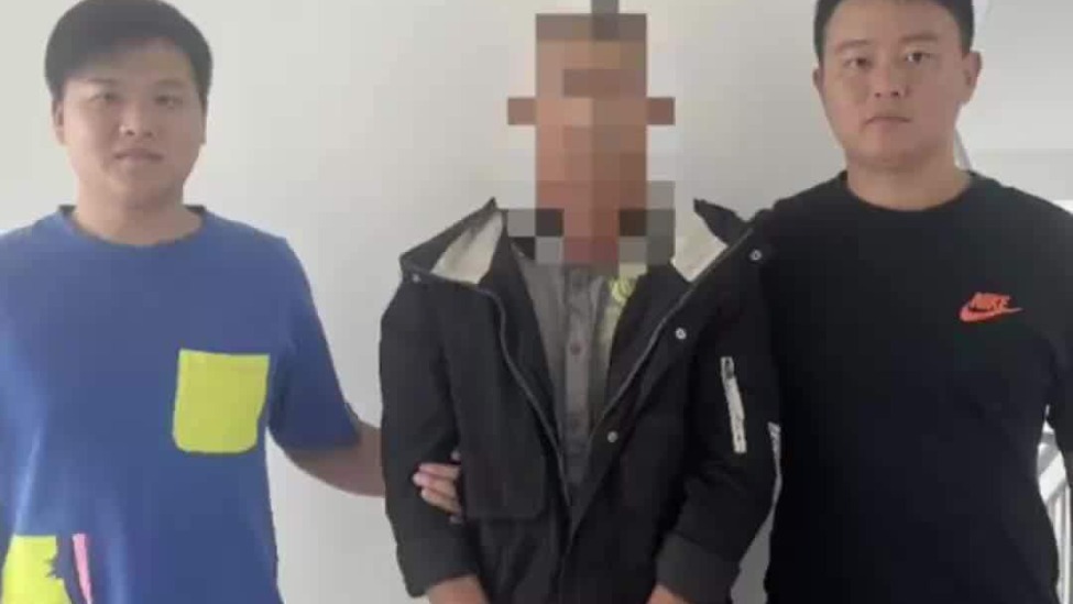 男子偷手机后骑车逾百公里出逃，详细出逃步骤与指南