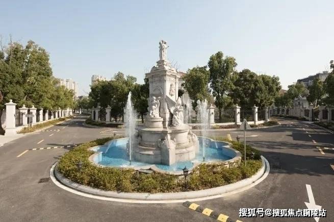 新奥门特免费资料大全198期,细致策略探讨解答解释_PT型0.249
