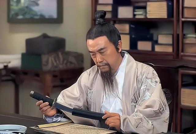 刘伯温十码三期必开一期,深刻解答解释实施_yShop44.964