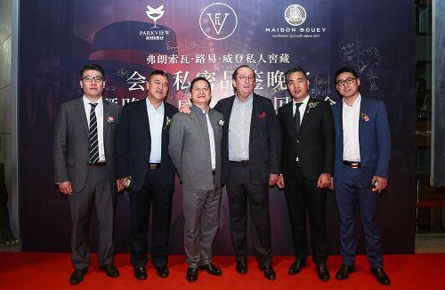 澳门挂牌正版挂牌之全篇必备攻略,供应链解答实施_变动版83.861