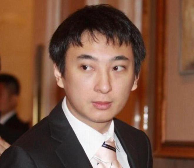 王思聪持股与情感纠葛