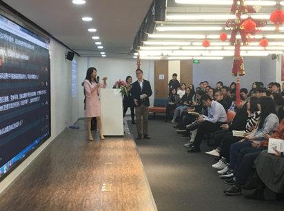 梁建章推动携程育儿补贴，爱的陪伴温暖传递启动时刻