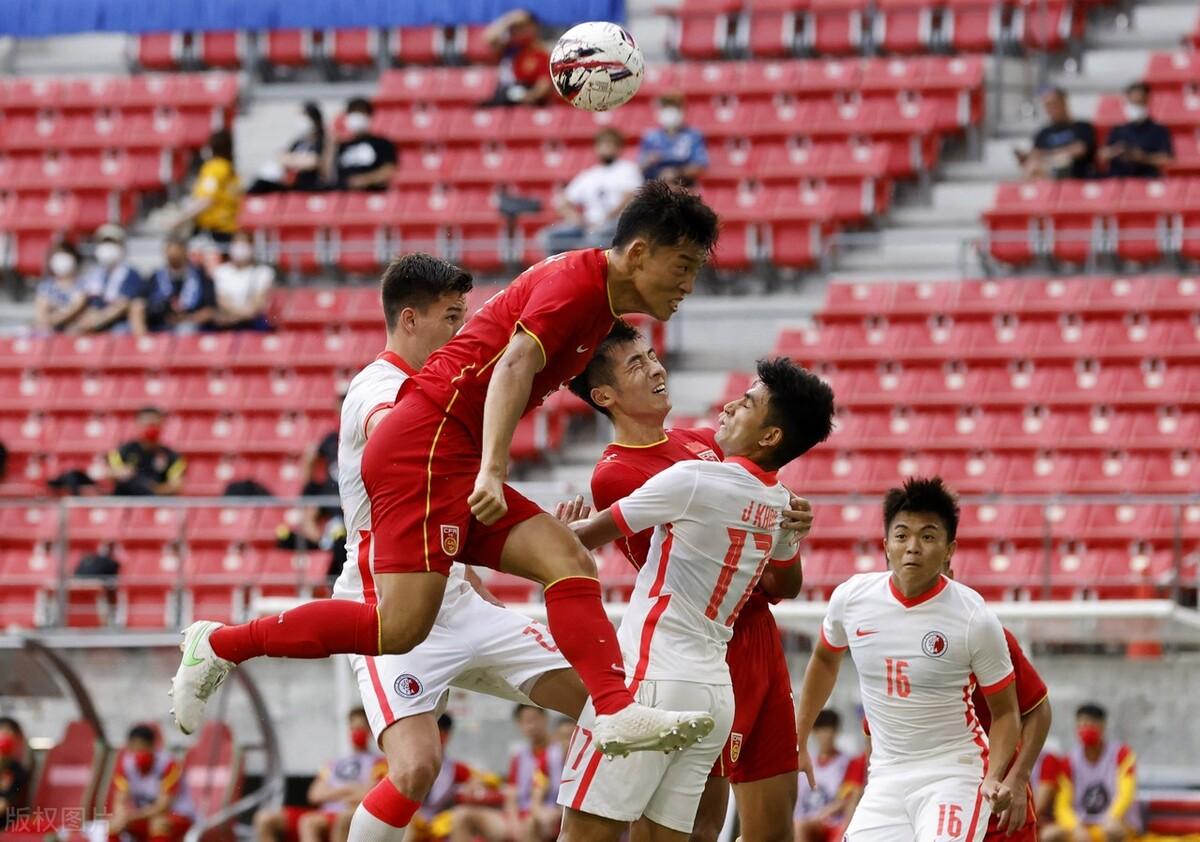 国足FIFA实时排名下滑至亚洲第14，聚焦自然之旅，寻求精神重塑与提升之路