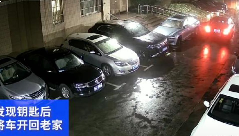 男子偷窃后连夜骑单车回老家，一念之间的抉择引发深思