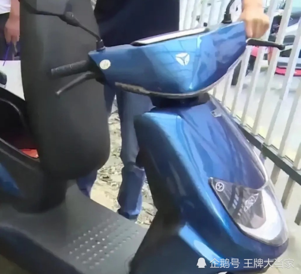 男子偷窃后连夜骑单车回老家，一念之间的抉择引发深思