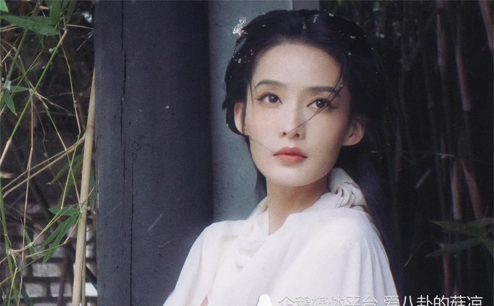 李沁与曾舜晞携七夜雪主创共舞初雪，艺术与情感的冬日盛宴