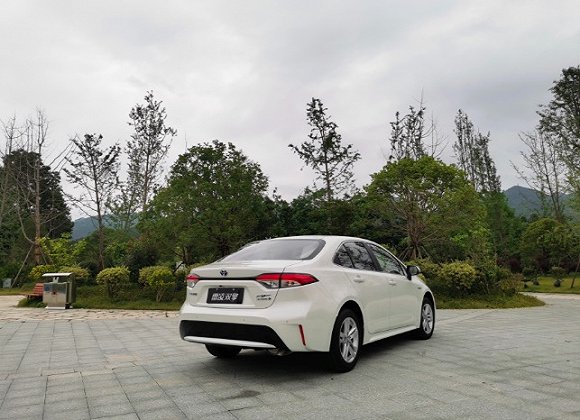 丰田最新款车型，驾驭变化，自信驶向成功之旅