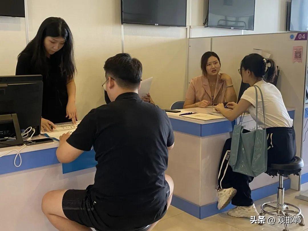 多元解读与个人立场分析