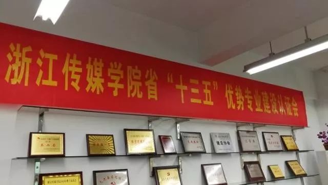 中国人才网最新招聘及小巷深处的特色小店探索！