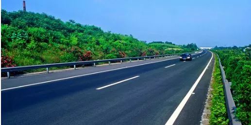 高速公路收费调整最新消息，温馨旅程的变革之路