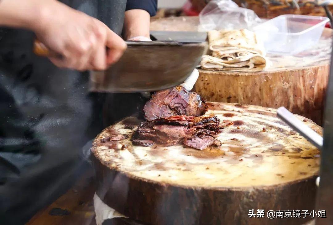 最新空袭背后的故事，小巷中的隐藏美食天堂