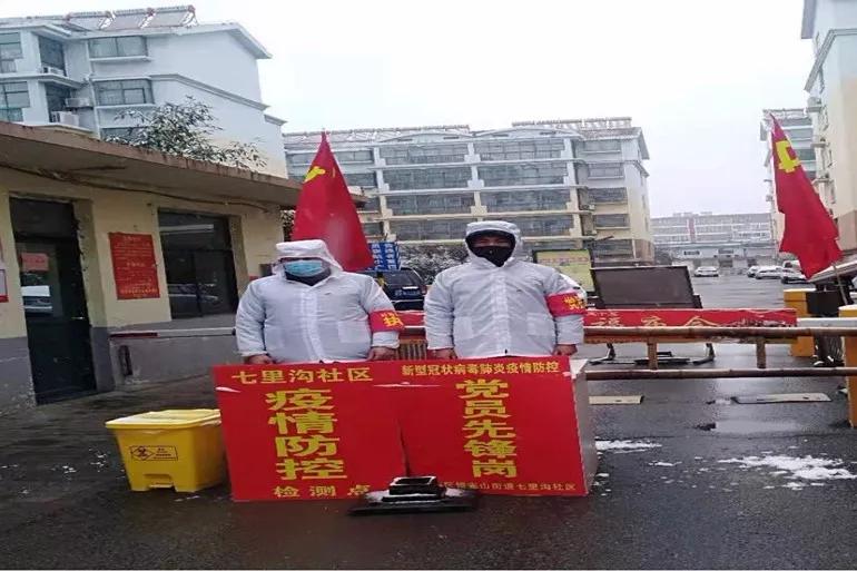 上海肺炎最新动态，逆风翱翔，学习铸就自信之光