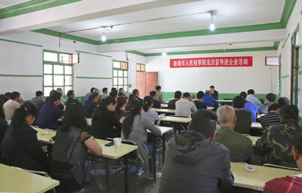 郝辛卯最新,郝辛卯最新日常，城市里的温馨时光
