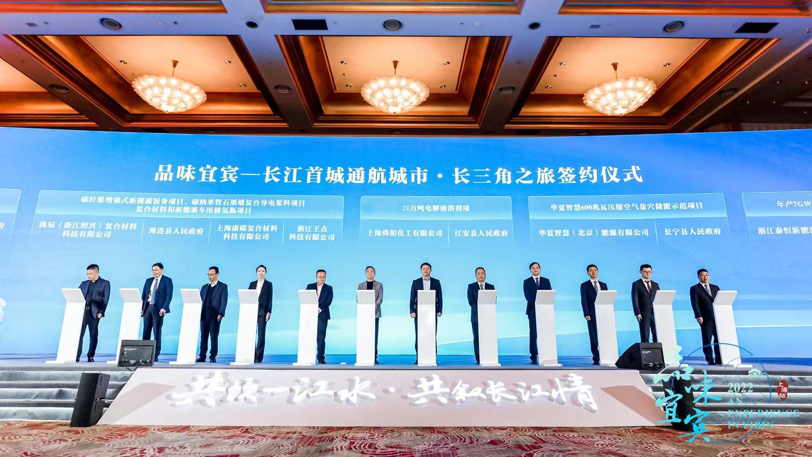 光伏最新动态，阳光之旅探寻自然美景，内心平静与技术创新同行