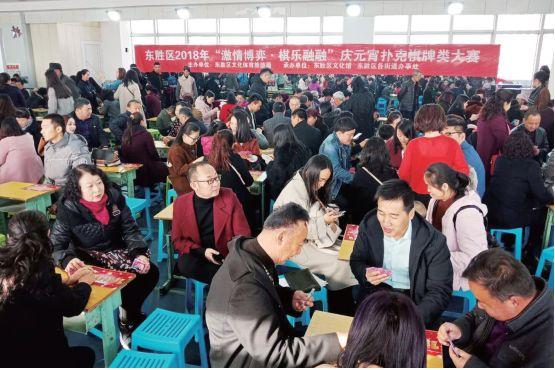 最新开心棋牌，日常趣事揭秘