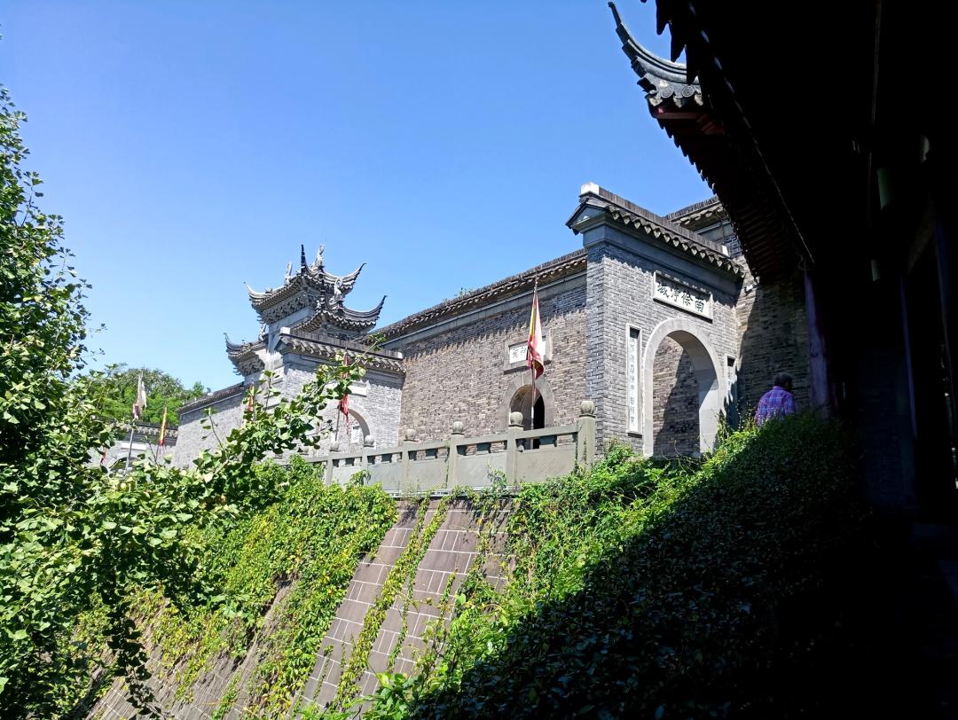 英雄传奇之旅
