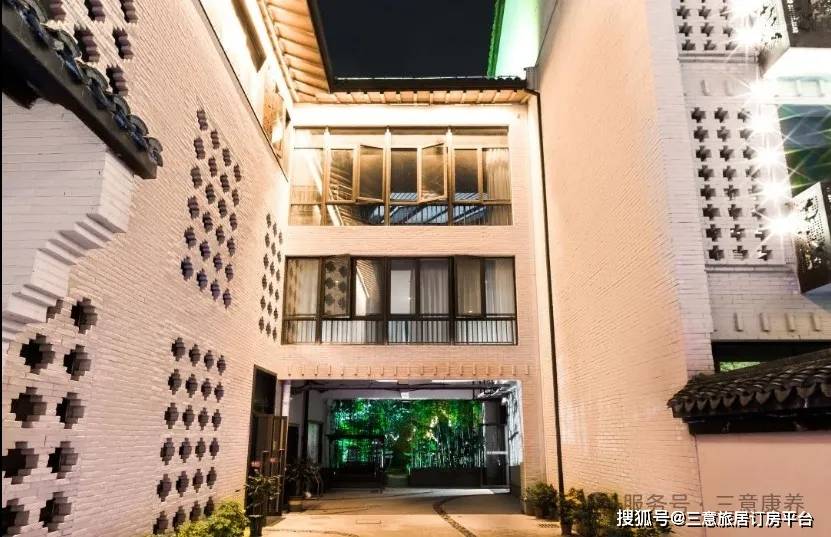 探索未知惊喜，小巷隐藏特色小店与最新酒店消息一览