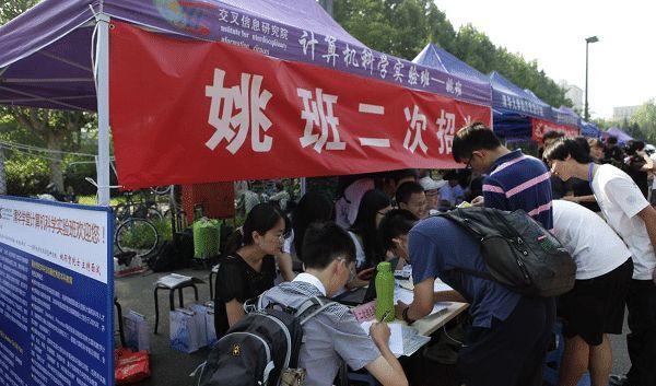 谷歌卫星地图最新版，探索天际，体验成就感的源泉