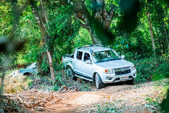 东风日产最新款SUV，家庭之旅与友情纽带的完美搭档