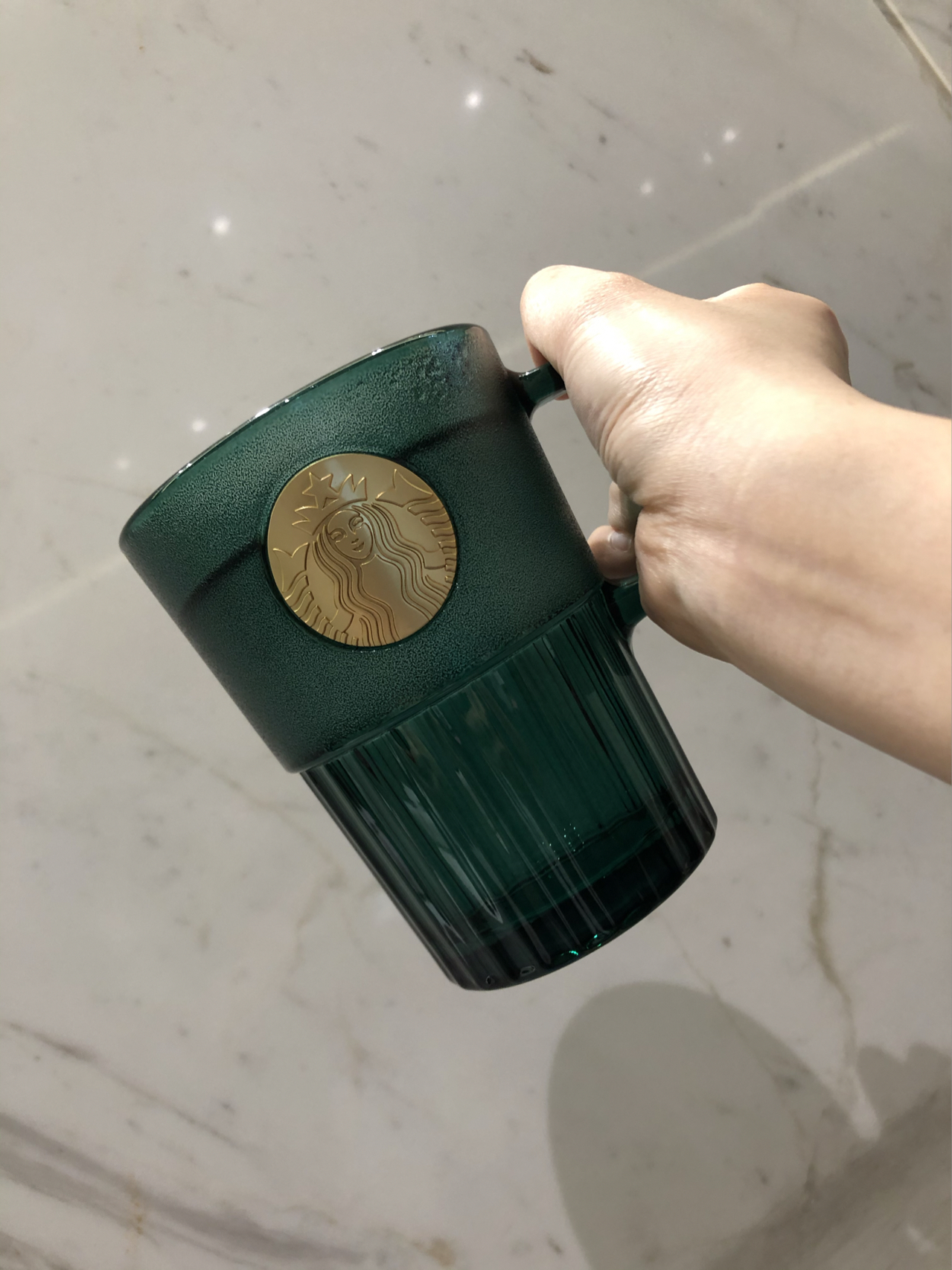 星巴克最新科技融合款杯子，前沿设计与生活完美融合的艺术品