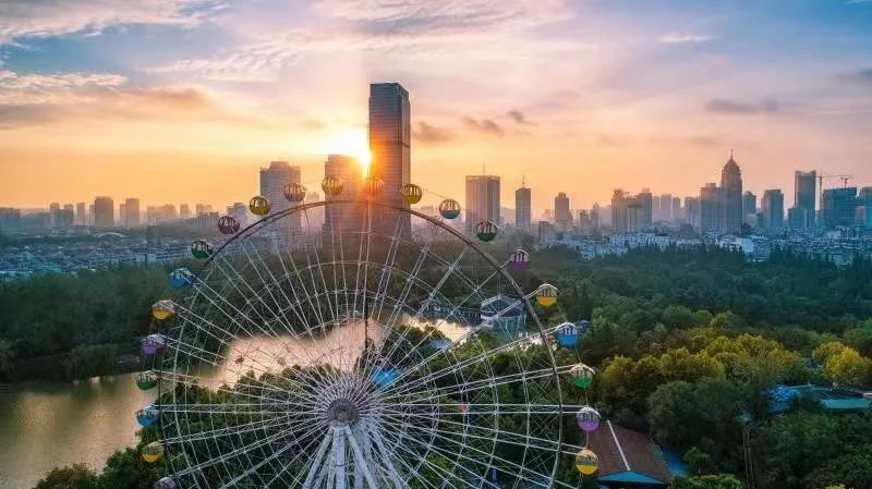 bbs摩天轮最新地址揭秘，小巷深处的隐藏娱乐胜地