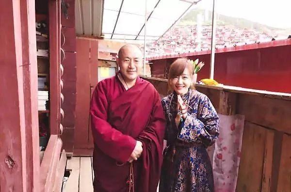 胡歌最新行程揭秘，自然之旅探寻内心宁静与平和