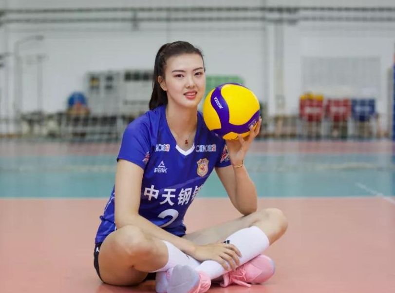 女排张常宁的最新动态，趣事连连，友情纽带闪耀日常