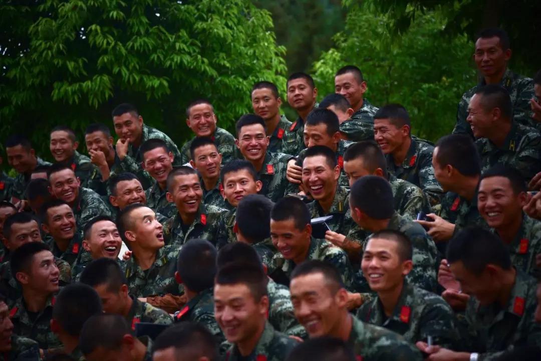 美国最新大片，自信与成就感的励志魔法之旅
