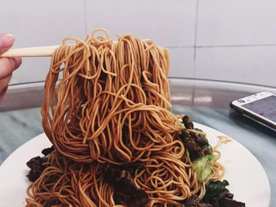 蓝牌货车最新政策及其小巷深处的隐藏美食与独特环境探索